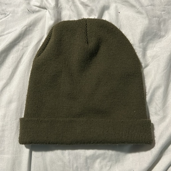 Like New Timberland Green Beanie - Picture 3 of 4